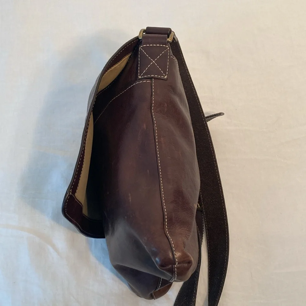 Cole Haan brown leather messenger bag crossbody unisex